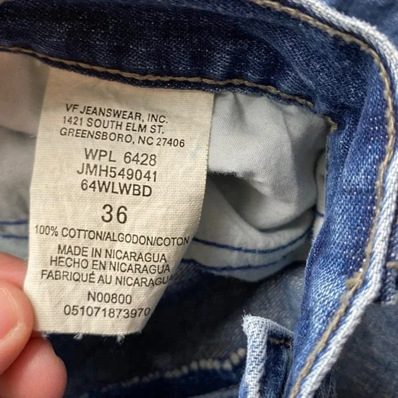 Wrangler Men's Blue Denim Cargo‎ Shorts Loose Fit Relaxed Straight Leg Size 36 - Picture 4 of 7